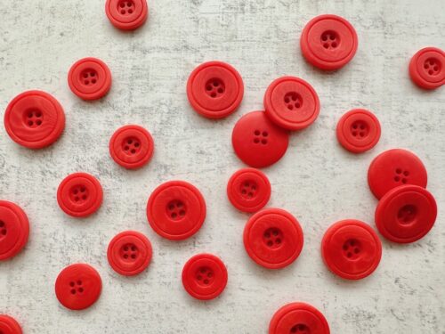 Retro Corozo Buttons - Red