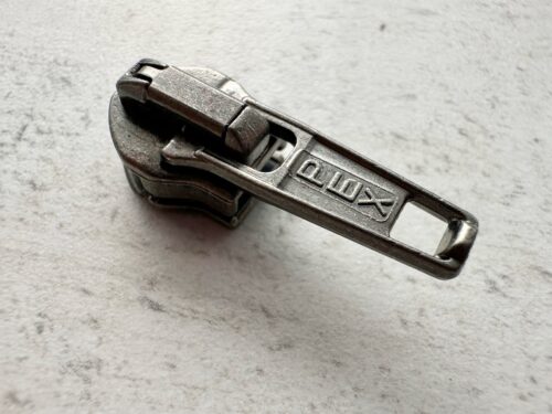 Zipper Pull (6mm) - Gunmetal Autolock