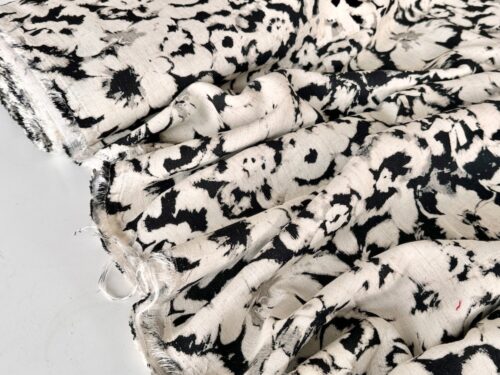 Linen and Viscose Mix - Lunar Bloom